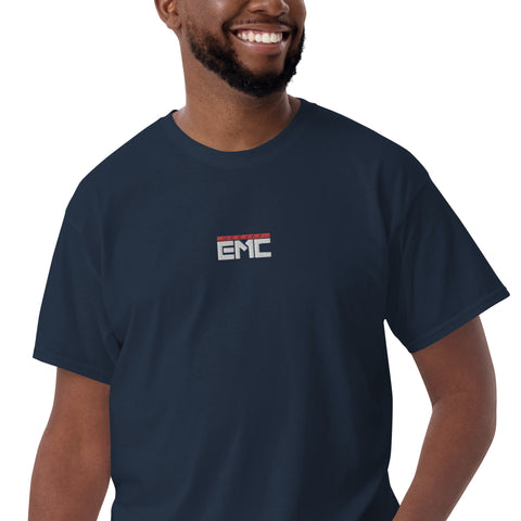 Twitcherlab/DJ-EMC - T-Shirt mit Stick mit weißem Stick und Außenetikett