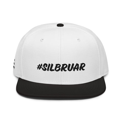 Silbruar - Snapback-Cap mit Stick